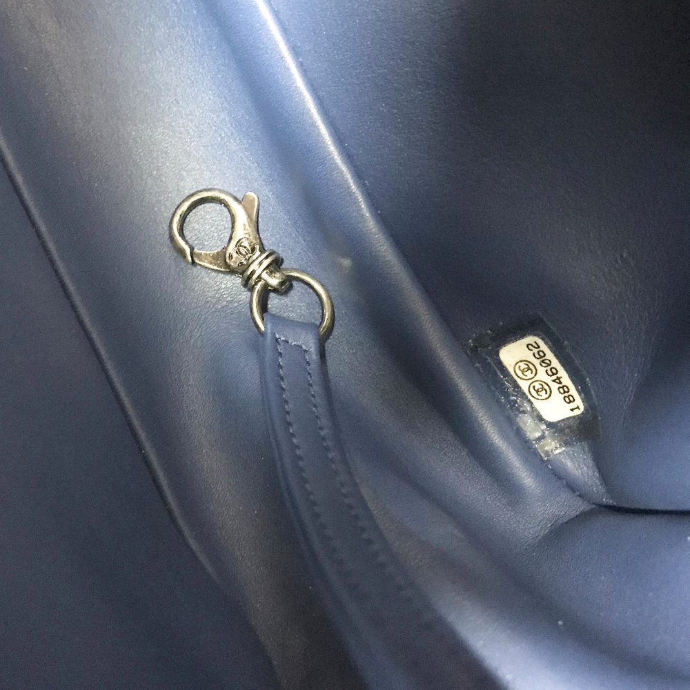Aut Chanel XLarge Alligator Boy Bag - Picture 11 of 13